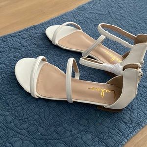 Lulus white formal sandal